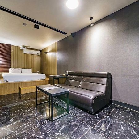 Haeundae Gary Cooper Hotel Busan Exteriör bild