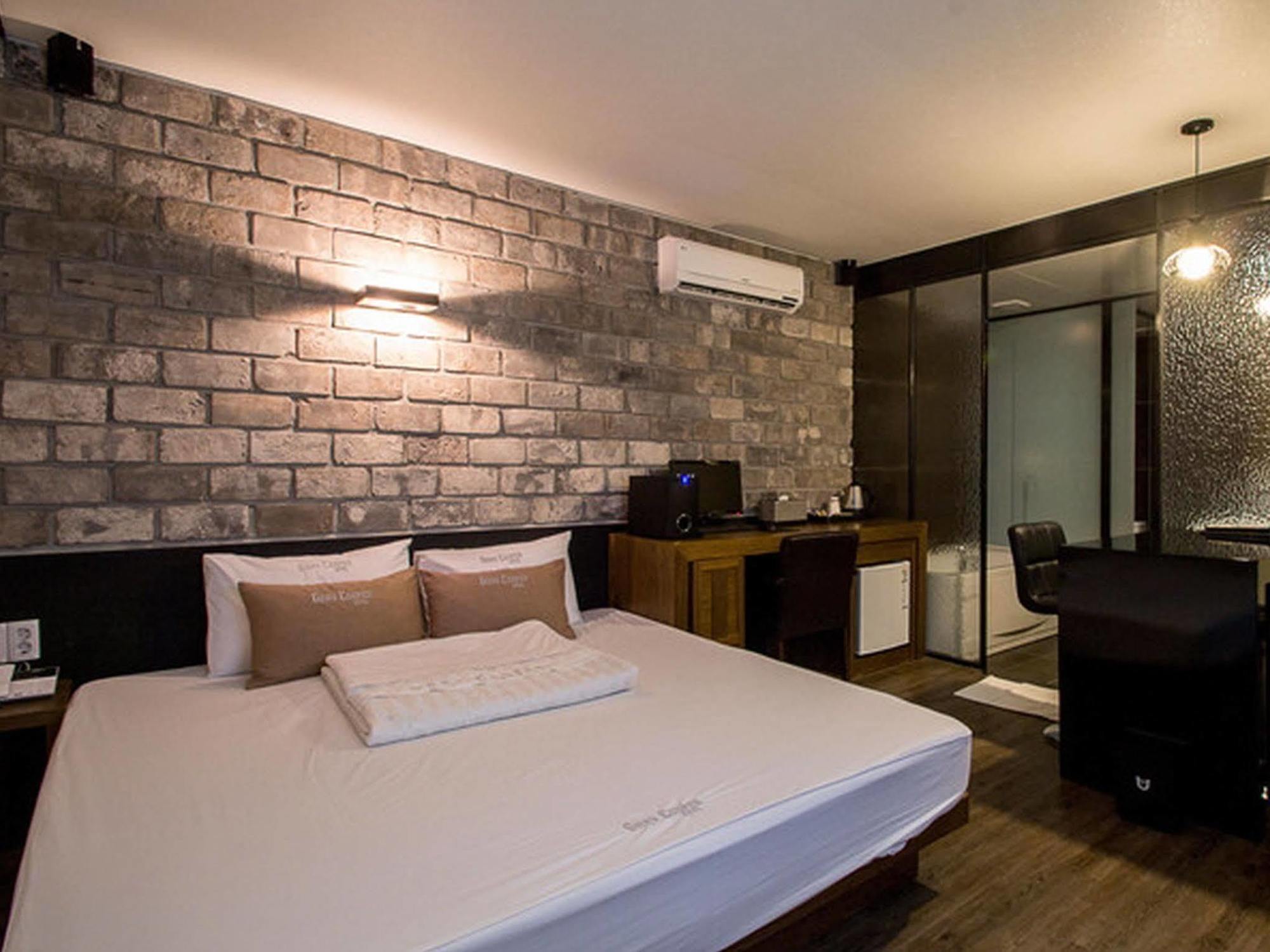 Haeundae Gary Cooper Hotel Busan Exteriör bild