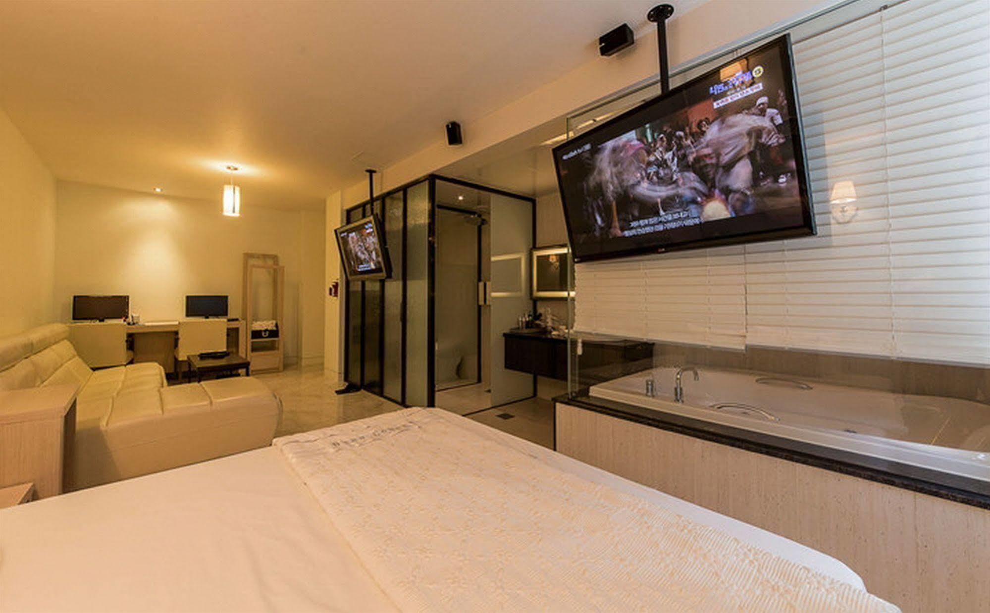 Haeundae Gary Cooper Hotel Busan Exteriör bild